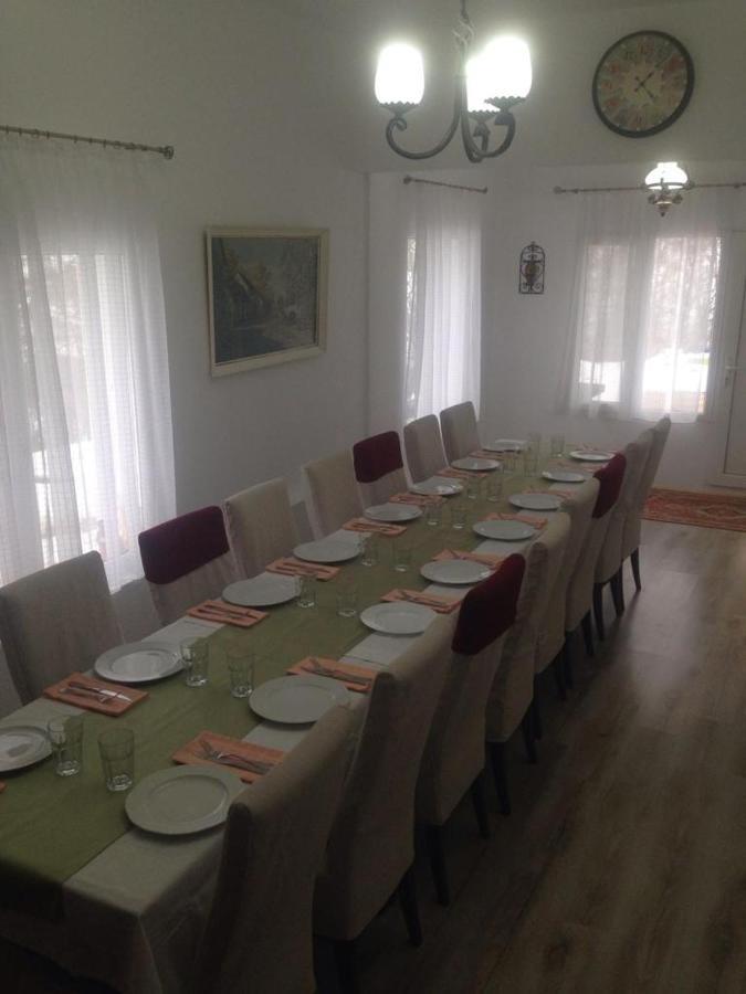 Pensiunea Valea Badilii Valea Iasului Luaran gambar